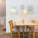 2 Person In Holiday home