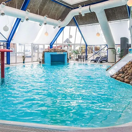 2 Person In Holiday home